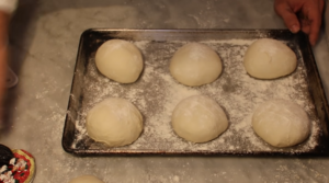 Simple Steps to Making Delicious Pizza Dough: A Step-by-Step Guide